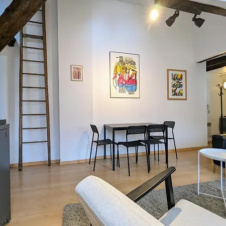 Des Serruriers Appartement